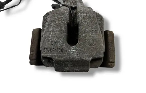BMW 5 F10 F11 Front brake caliper 6024330