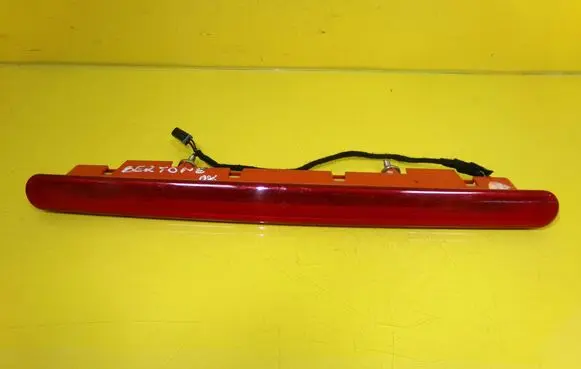 Opel Astra G Third/center stoplight 09857002