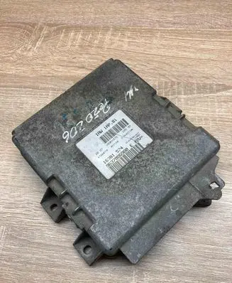 Peugeot 206 Engine control unit/module ECU 9637086980 16301574