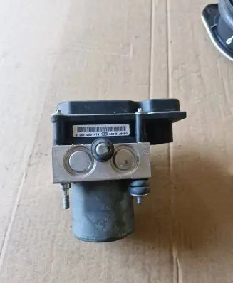 Audi A4 S4 B7 8E 8H ABS Pump 0265950474 68418J0950