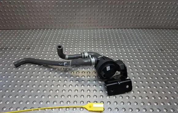 Hyundai i30 Water pump S27730876 MT100K3001