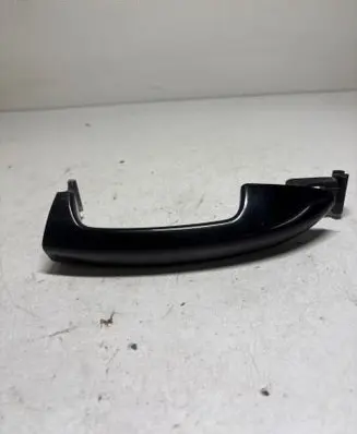 Volkswagen PASSAT B6 Front door exterior handle 3C0837210