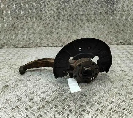 Volkswagen Touareg II Front wheel hub 7P6407245A