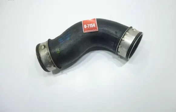 Volkswagen PASSAT B6 Intercooler hose/pipe 1K0145838D