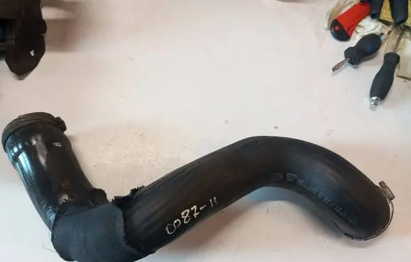Volvo XC60 Intercooler hose/pipe 30741795