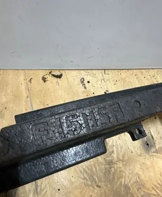 Front bumper foam support bar