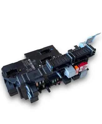 Mercedes-Benz C W204 Central body control module A2049006401