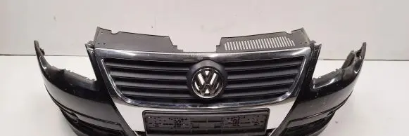 Volkswagen PASSAT B6 Front bumper 3c0807221c