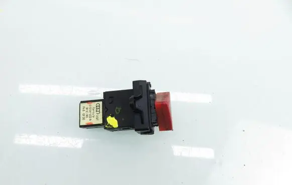 Audi A2 Hazard light switch 8Z0941509A
