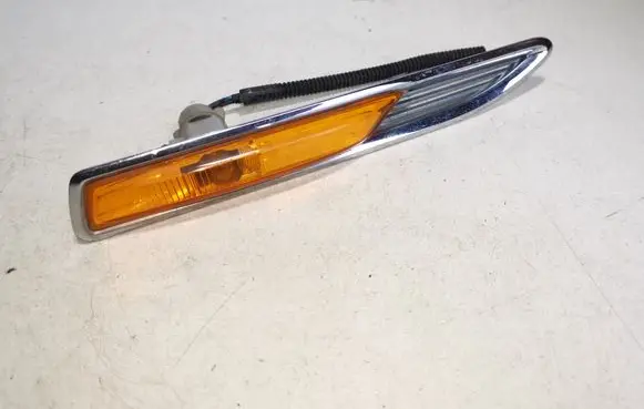 Ford Mondeo MK IV Front fender indicator light 7S7113K354AD