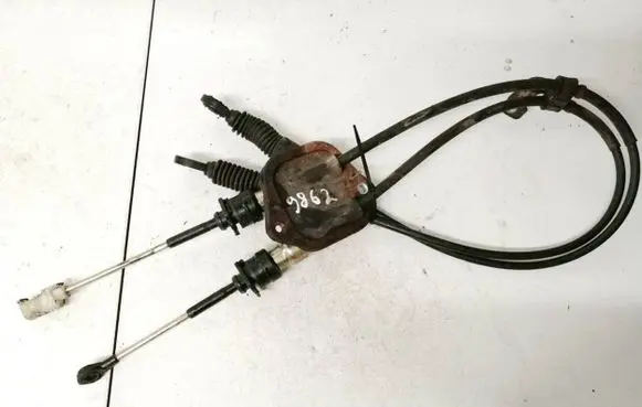 Gear shift cable linkage