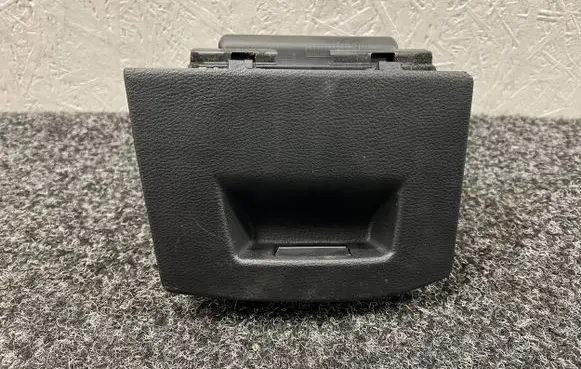 BMW X5 F15 Dashboard storage box/compartment 