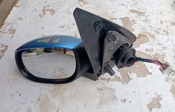 Peugeot 206 Front door electric wing mirror CP4985000