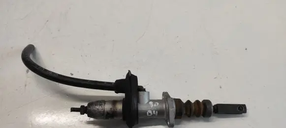 Audi 80 90 S2 B4 Clutch master cylinder