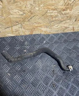 Mercedes-Benz C W204 Engine coolant pipe/hose A2045017182