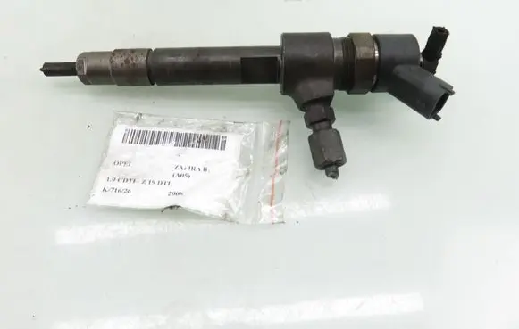 Opel Zafira B Fuel injector 0445110165