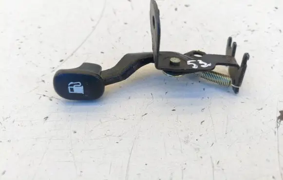 KIA Sportage Fuel tank opening switch