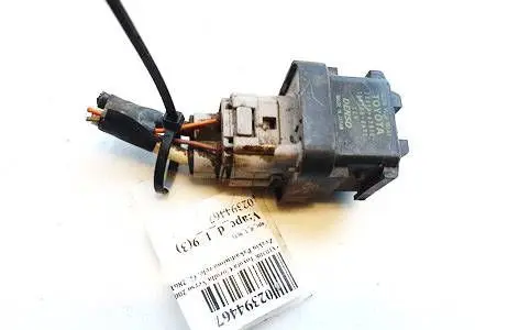 Toyota Corolla Verso AR10 Glow plug pre-heat relay 2861067810 28610-67810