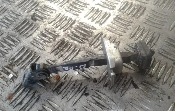 Honda FR-V Front door check strap stopper