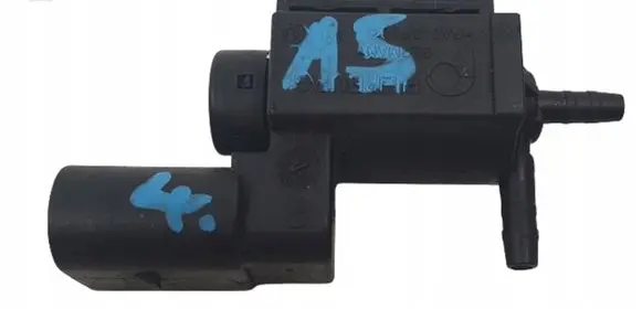 Audi A5 8T 8F Vacuum valve 61163154car