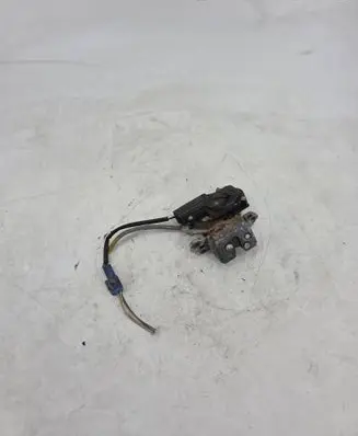 Toyota Corolla Verso AR10 Loading door lock