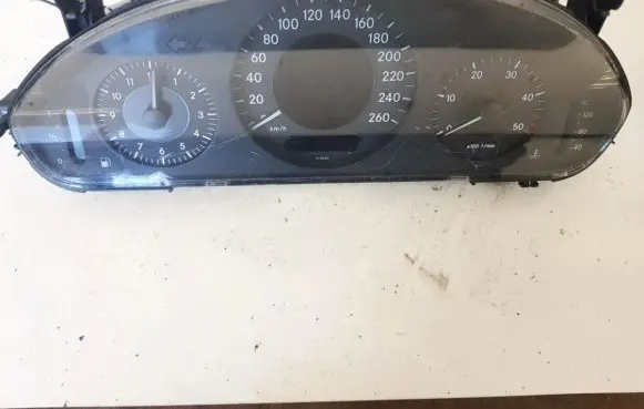 Mercedes-Benz E W211 Speedometer (instrument cluster) a2115400411