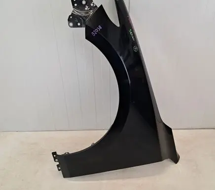 Mazda 3 Fender B2038