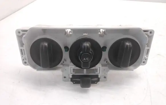 Suzuki Ignis Climate control unit Y2H20
