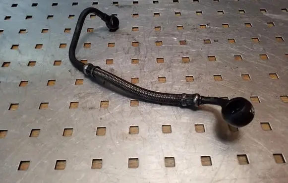 Citroen C5 Turbo turbocharger oiling pipe/hose