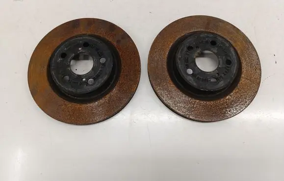 Toyota Yaris XP210 Front brake disc