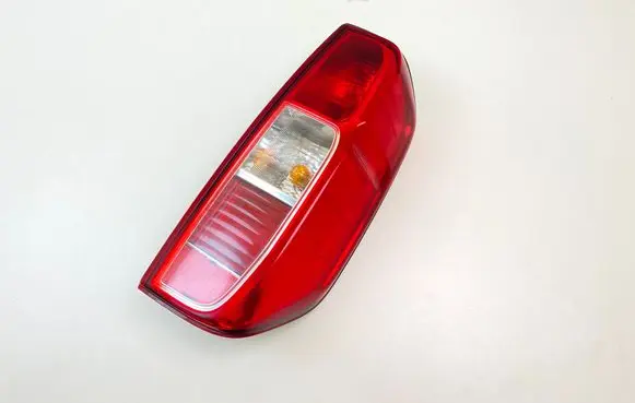 Nissan Navara D40 Rear/tail lights 22016467