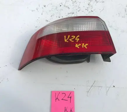 Renault Laguna II Rear/tail lights 8200002473