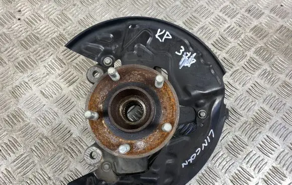 Lincoln Corsair Front wheel hub