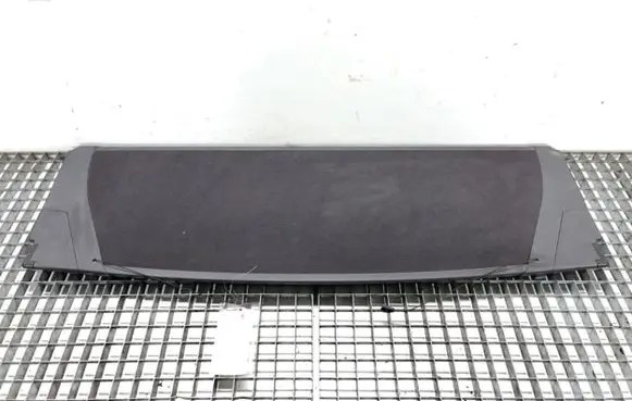 Parcel shelf