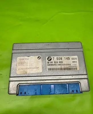 BMW 5 E39 Transmission gearbox valve body 7508145 96024685
