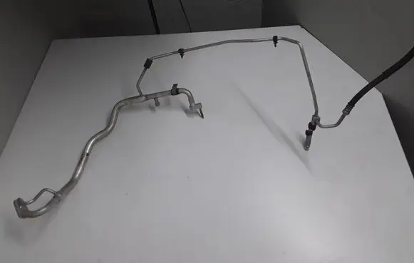 Air conditioning (A/C) pipe/hose