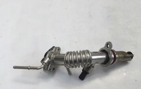 Ford Kuga III EGR valve line/pipe/hose LX6E9E470AA