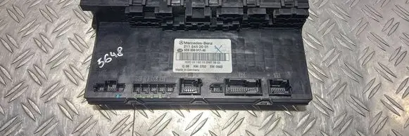 Mercedes-Benz E W211 Comfort/convenience module 2115452001 5DK00804740