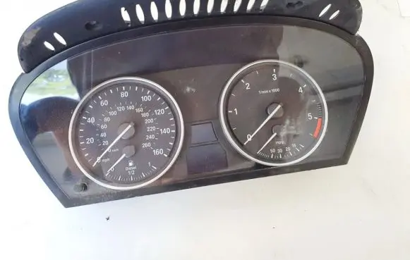 BMW X5 E70 Speedometer (instrument cluster) 62119153844 62.11-9153844