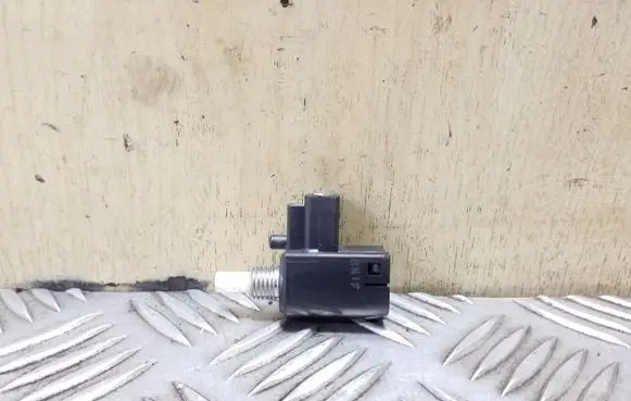 Clutch pedal sensor