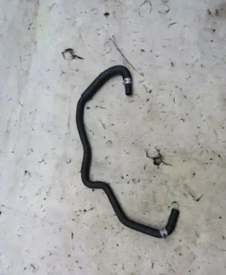 Peugeot 108 Engine coolant pipe/hose