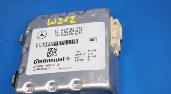 Mercedes-Benz E W212 Camera control unit module A0009051600