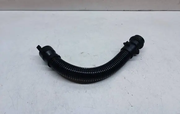 BMW 5 F10 F11 Breather hose/pipe 58650910