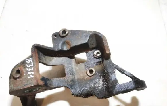 Ford Scorpio Engine mounting bracket 94WF10K019AE