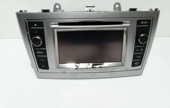 Toyota Avensis T270 Radio/CD/DVD/GPS head unit 8614005050 10R030232
