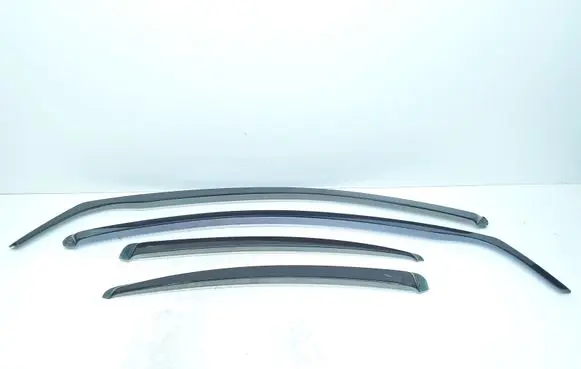 Mercedes-Benz S W221 Front door wind deflector 