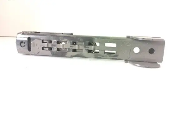 Volkswagen PASSAT B6 Seat belt adjustment motor 1T0857819 0052846 888800020