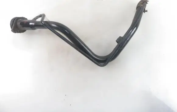 Suzuki Swift I Fuel tank filler neck pipe 