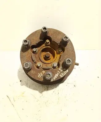 Renault Master III Front wheel hub