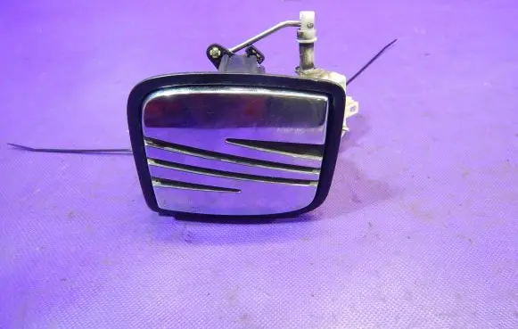 Seat Cordoba (6K) Tailgate/boot open switch button 